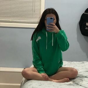 Green puma sweatshirt!